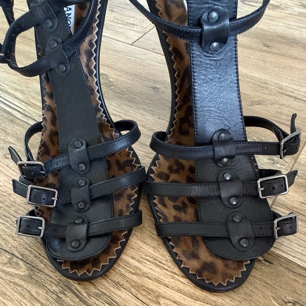 Original Manolo Blahnik heels - Picture 4 of 9